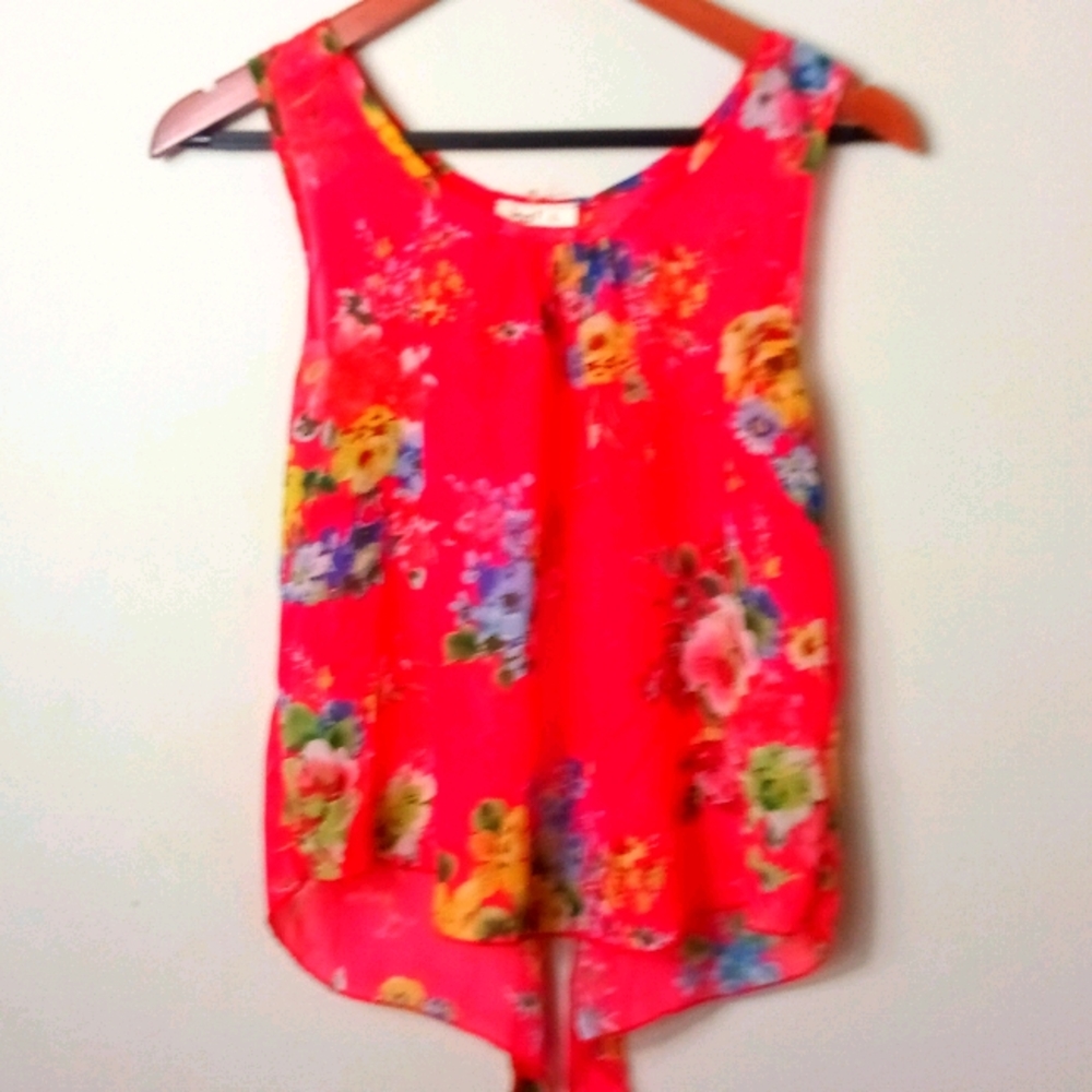 Love J L Red Coral Floral Sleeveless Top